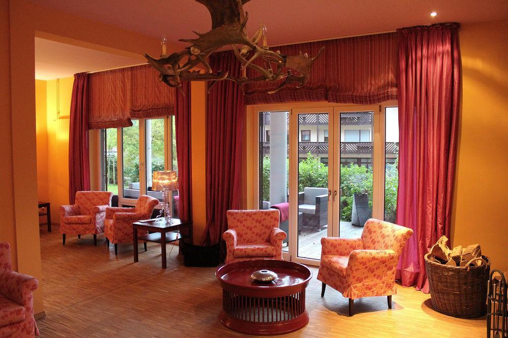 Hotel Harzer Am Kurpark Bad Herrenalb Exterior photo